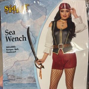 Women’s Pirate costume